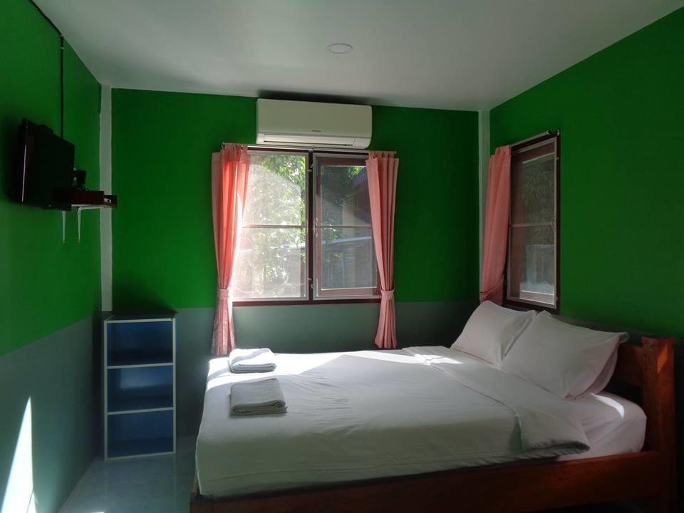 Sarm Mork Guest House 매홍손 외부 사진