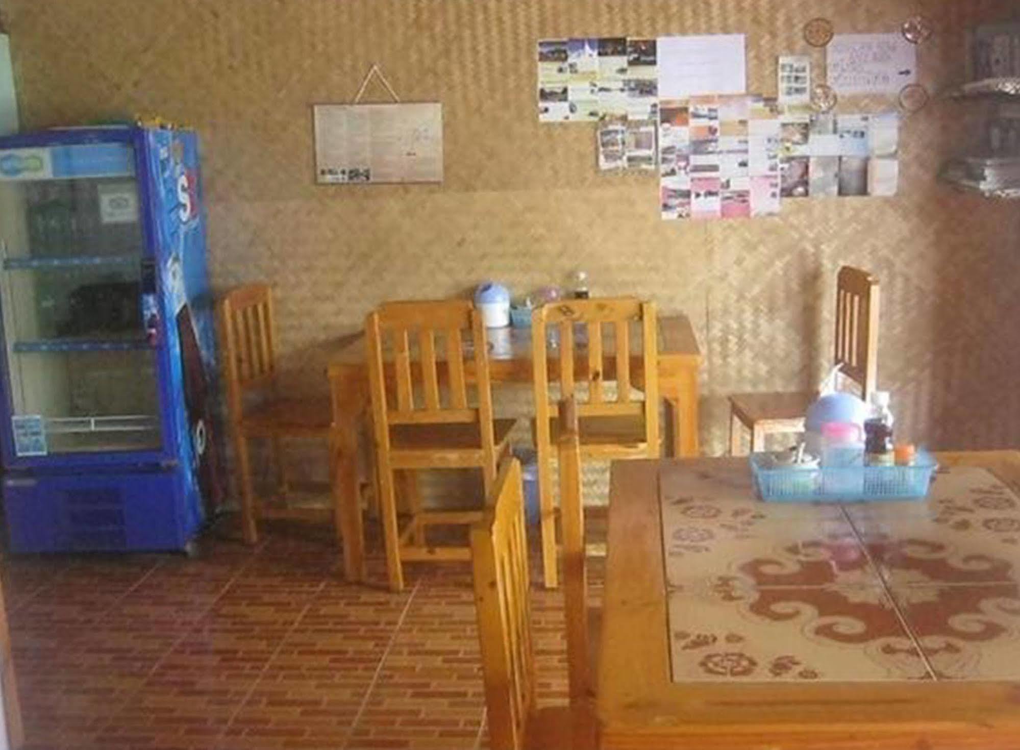 Sarm Mork Guest House 매홍손 외부 사진